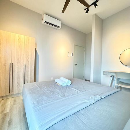 Mosaic Southkey Mid Valley By Luxecocoo Ck Джохор-Бару Экстерьер фото