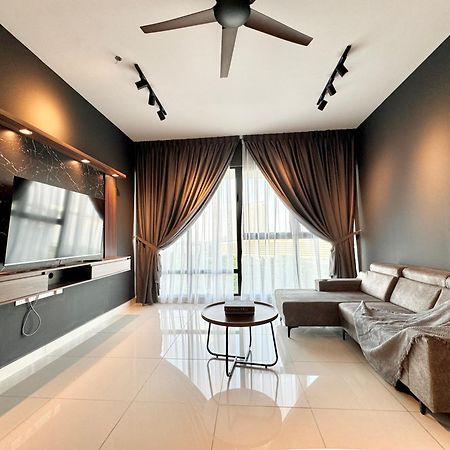 Mosaic Southkey Mid Valley By Luxecocoo Ck Джохор-Бару Экстерьер фото