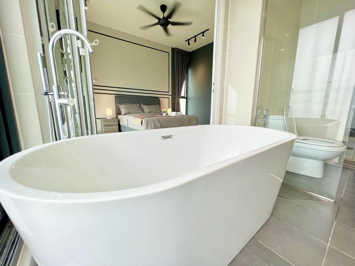Mosaic Southkey Mid Valley By Luxecocoo Ck Джохор-Бару Экстерьер фото